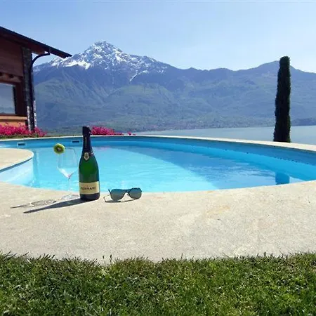 Sleeps 3 Pool